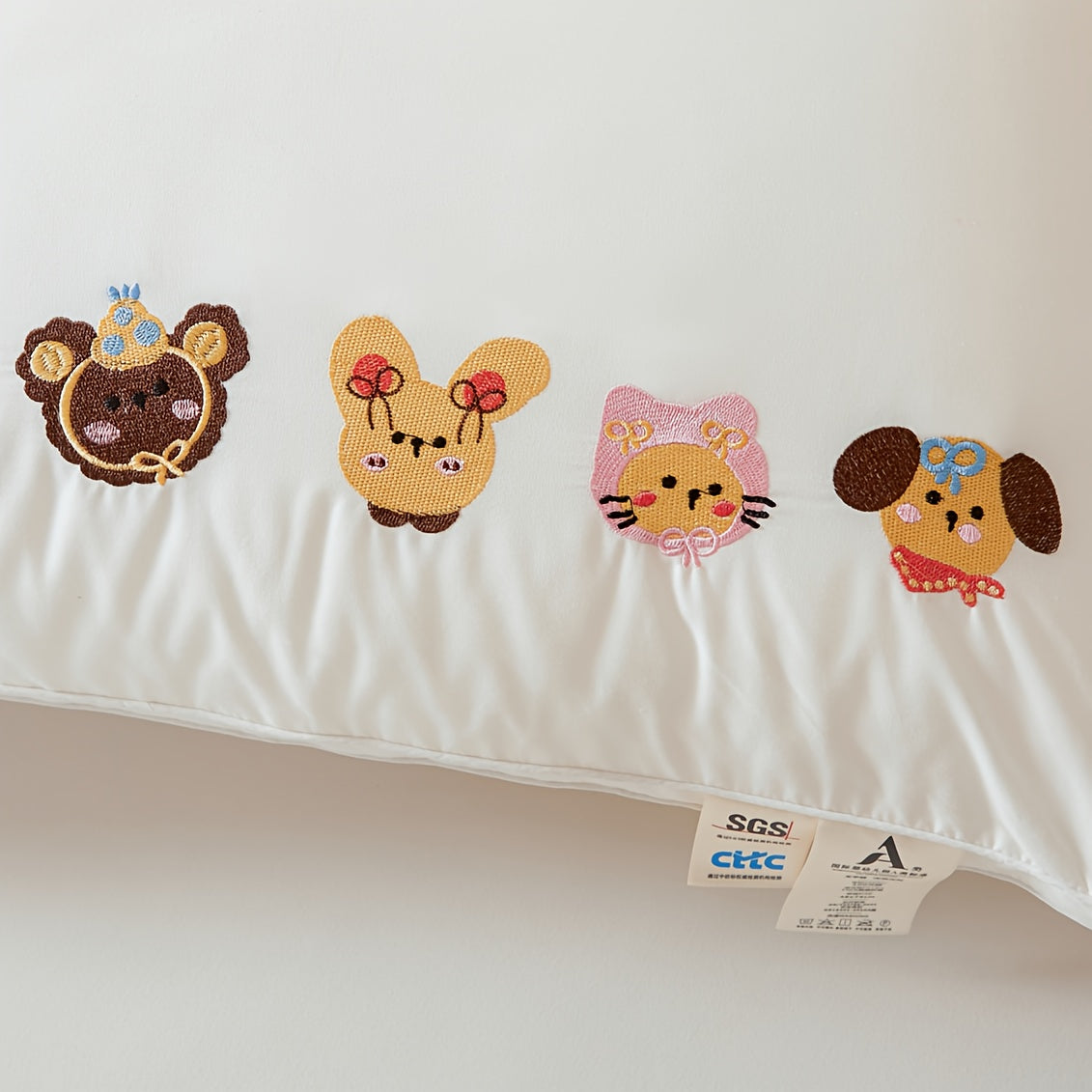 1\u002F2pcs, a Pair of Pillow Inserts, Cartoon Animals, Three-dimensional Embroidery, Good Support, Fluffy and Soft, High Resilience, Soft and Skin-friendly, Class A, Conforms to the Head, Soft Support, Machine Washable